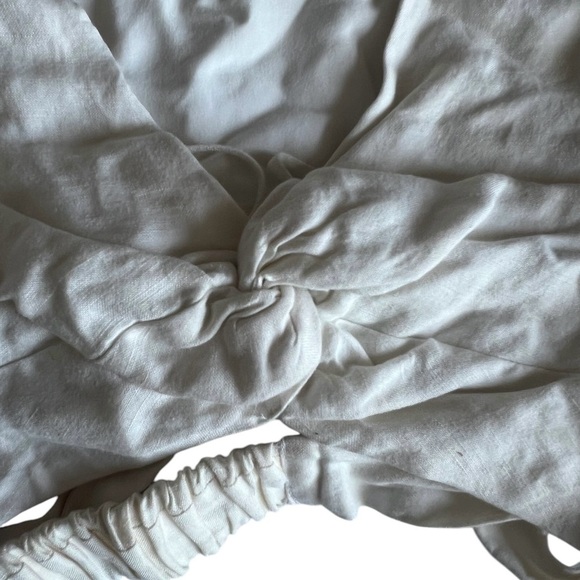 ASTR Nuria Top β White β Size XS β Perfect for Spring & Summer! - Picture 7 of 9